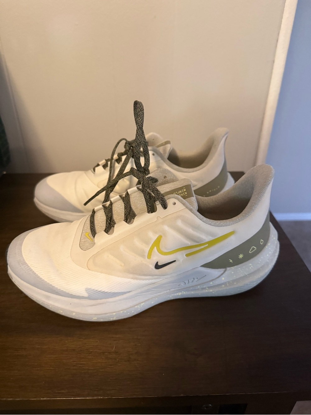 Women’s nike shoes